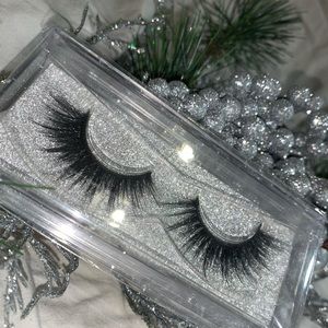 Lashes
